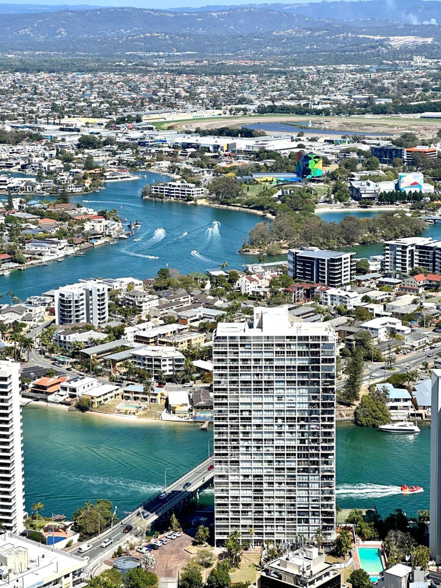 Ocean Surfers Paradise - Gclr โกลด์โคสต์ ภายนอก รูปภาพ